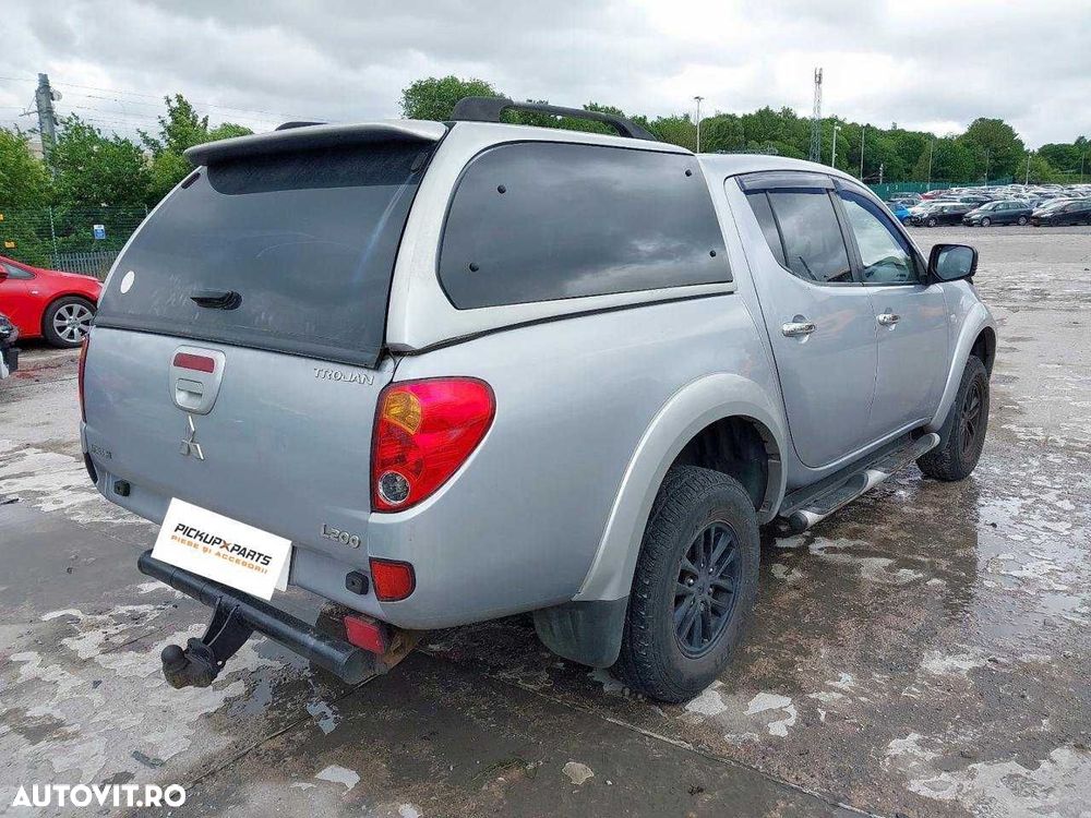 Dezmembrez Mitsubishi L200 2.5 Diesel 2015 - 8