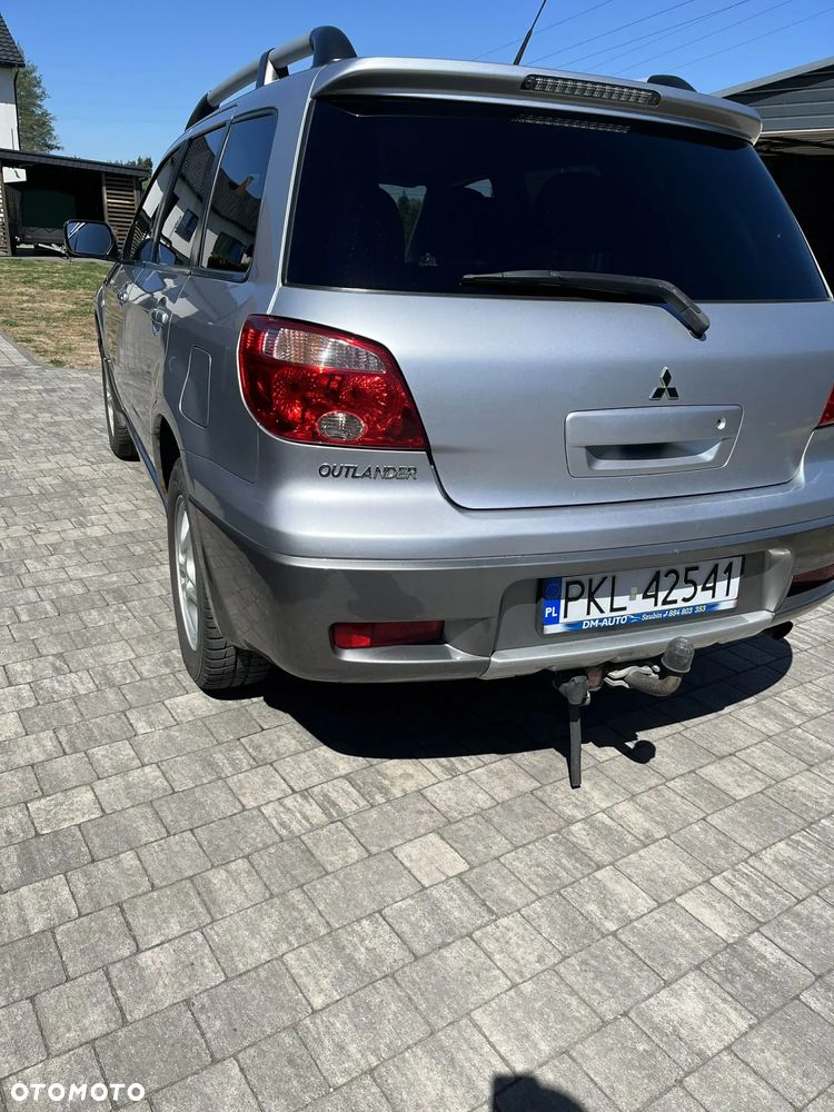 Mitsubishi Outlander 2.0 2WD Invite - 6