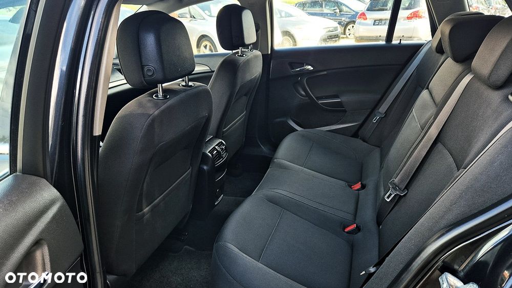 Opel Insignia 1.4 T Cosmo S&S - 34
