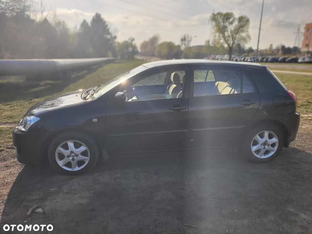 Toyota Corolla 1.4 D-4D Luna MM - 3