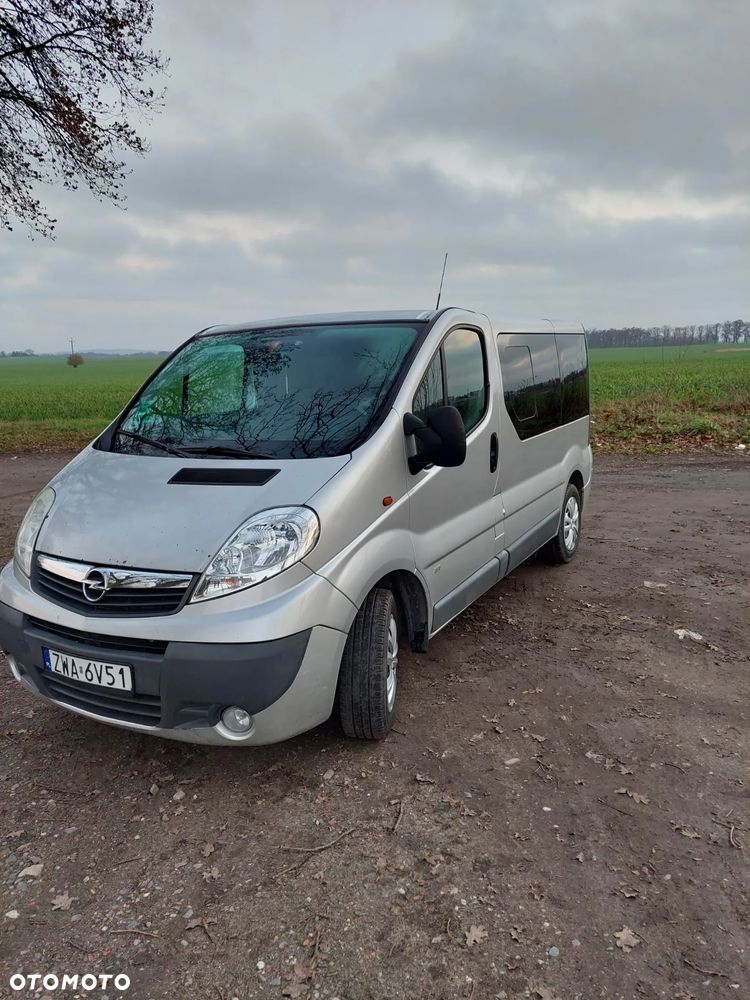 Opel Vivaro - 1
