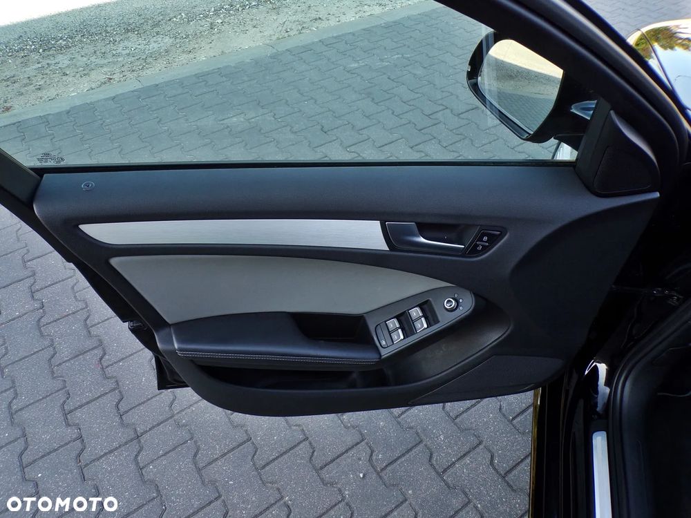 Audi A4 Avant 3.0 TDI DPF S line Sportpaket - 17