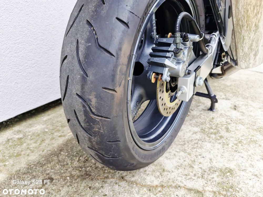 Kawasaki ZR - 15