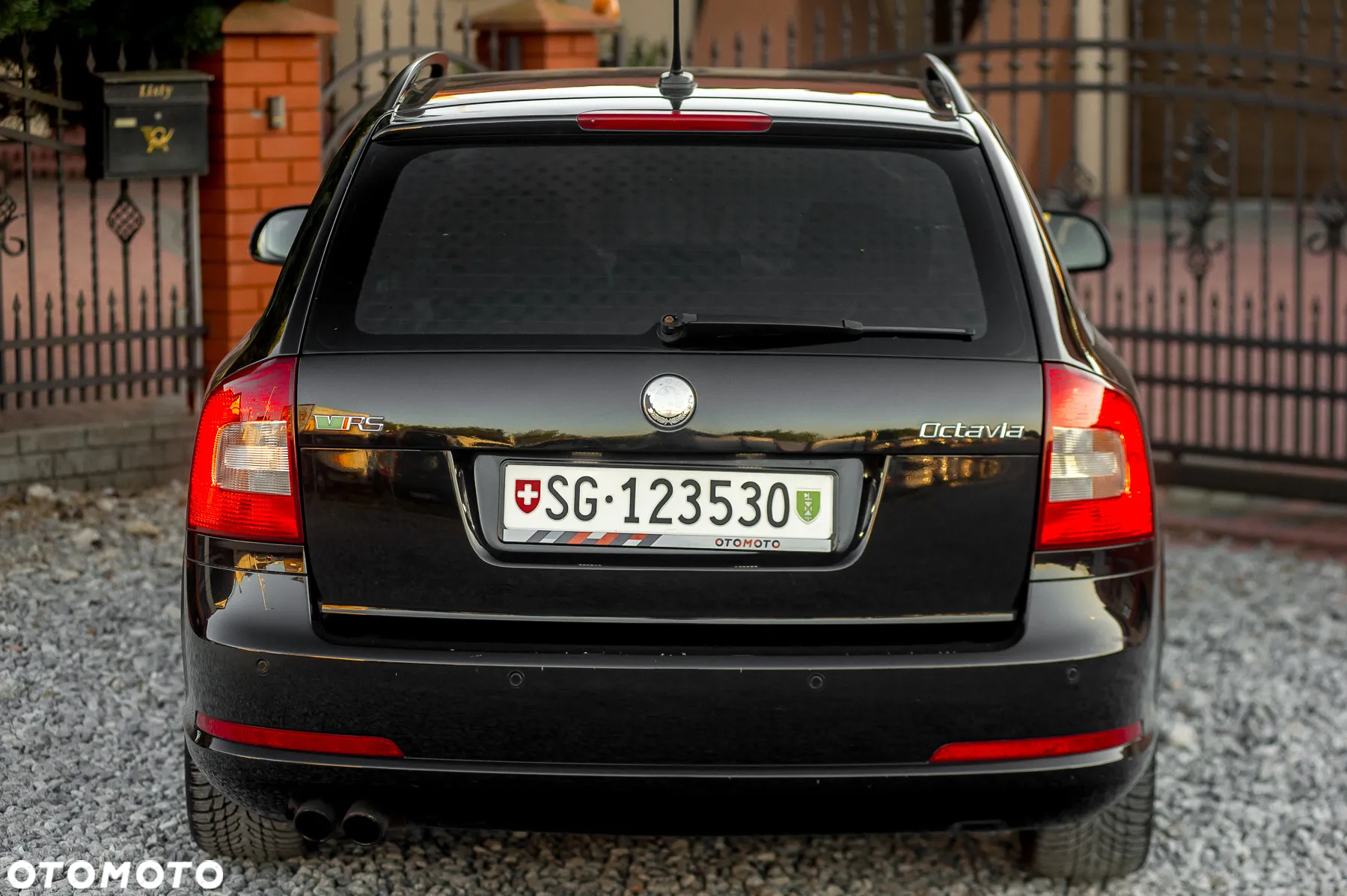 Skoda Octavia Combi 2.0 TSI RS - 11