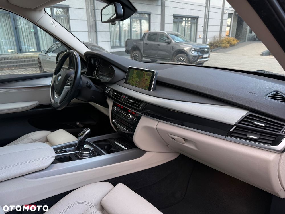 BMW X5 xDrive30d Sport-Aut - 14