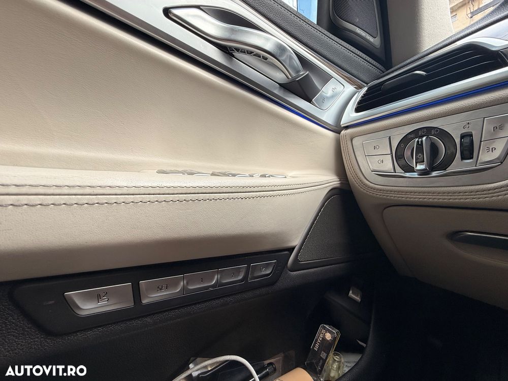 BMW Seria 7 740d xDrive - 13