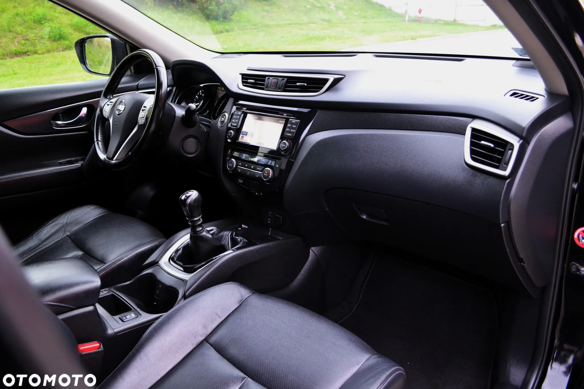 Nissan X-Trail 1.6 DIG-T Tekna 2WD - 10