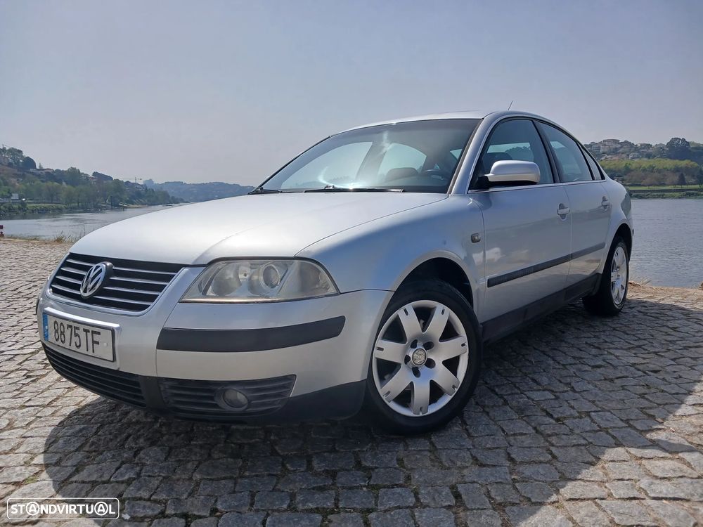 VW Passat 1.9 TDi Trendline - 13