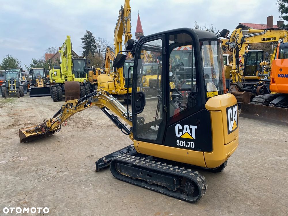 Caterpillar CAT 301.7D, 2250 MTH, Z NIEMIEC, DŁUŻSZY ZASIĘG, ROZSUWANE PODWOZIE, SUPER STAN - 15