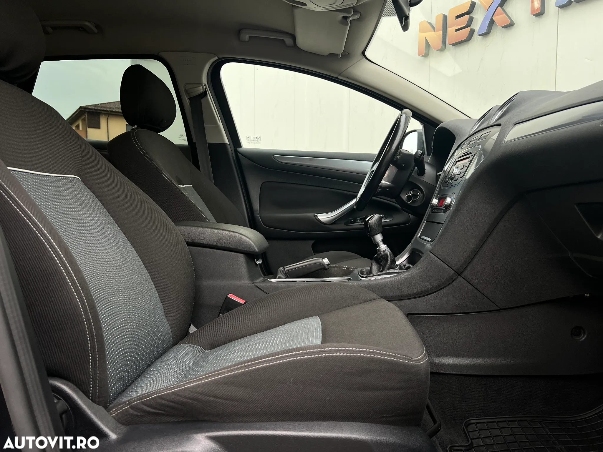 Ford Mondeo 1.6 TDCi Ambiente - 9