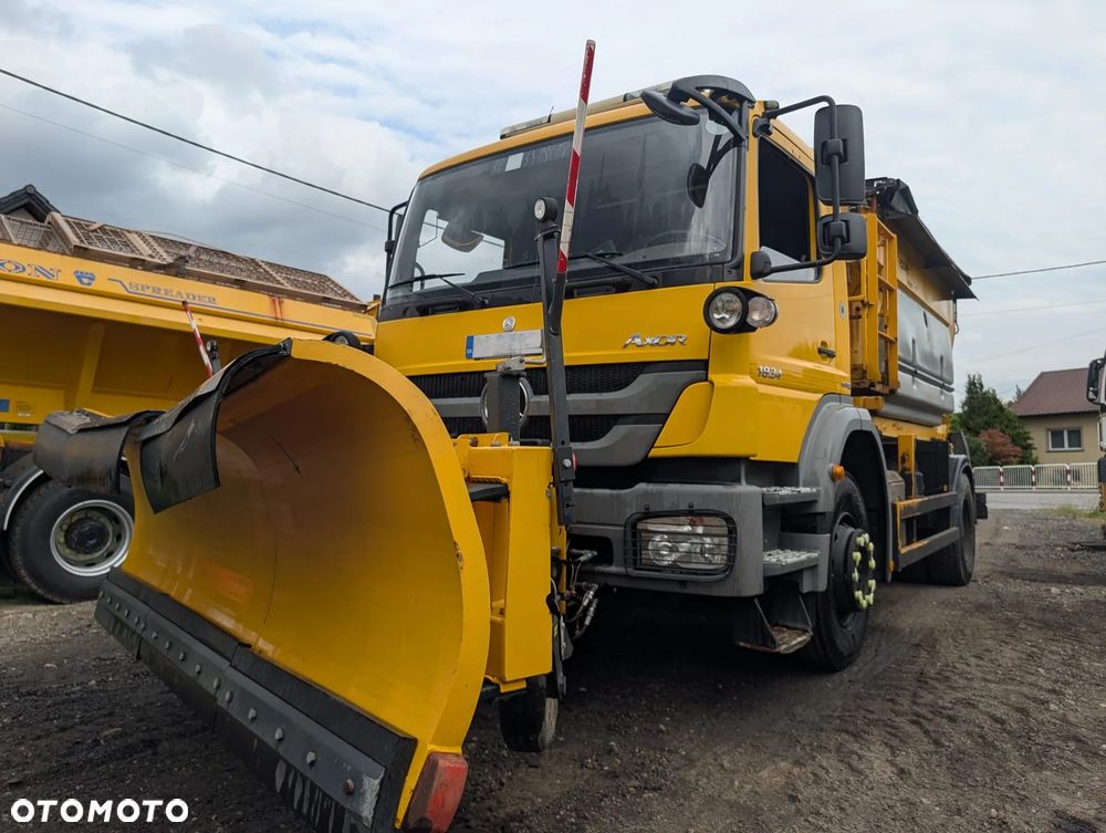 Mercedes-Benz AXOR1824 4x2 - 1