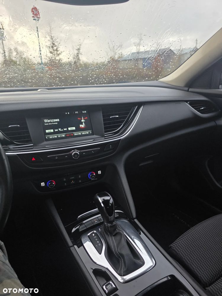 Opel Insignia 1.5 T Enjoy S&S - 12