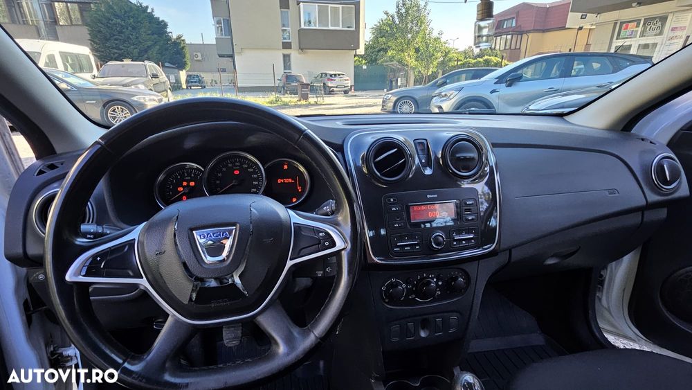 Dacia Logan 0.9 TCe Laureate - 12