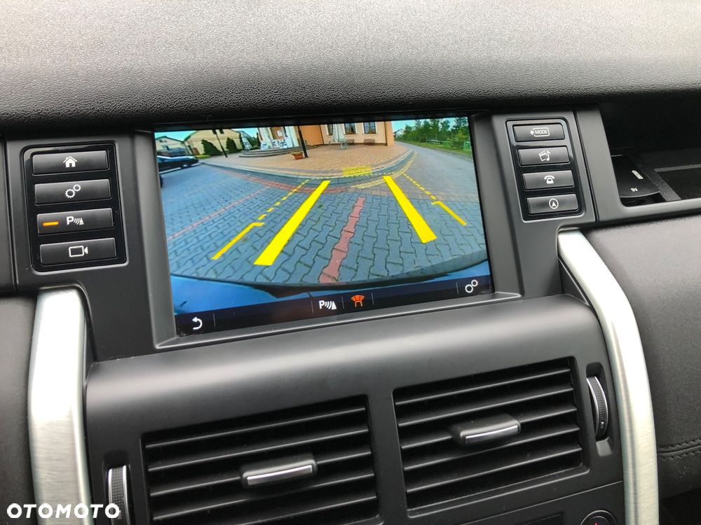 Land Rover Discovery Sport - 21