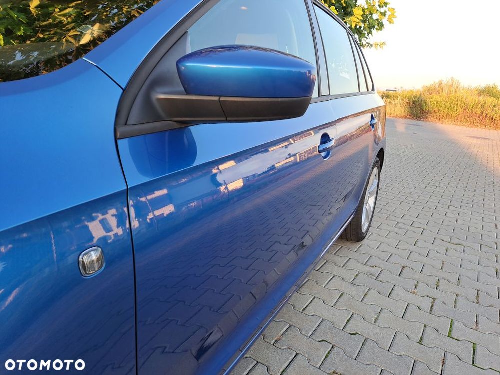 Skoda RAPID 1.6 TDI DPF Elegance - 8