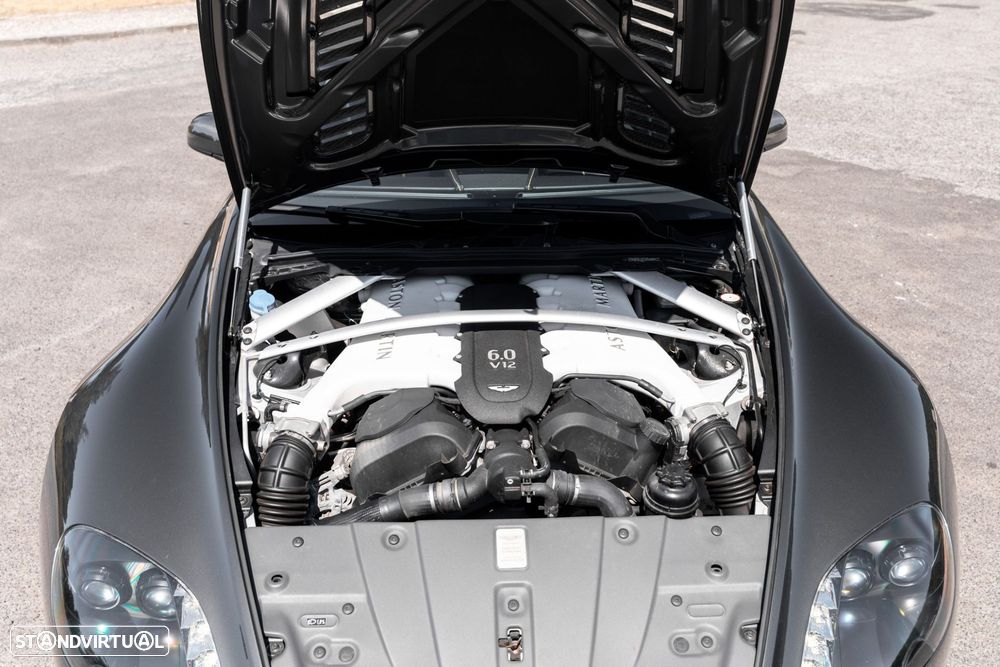 Aston Martin Vantage Roadster V12 S Sportshift 3 - 17