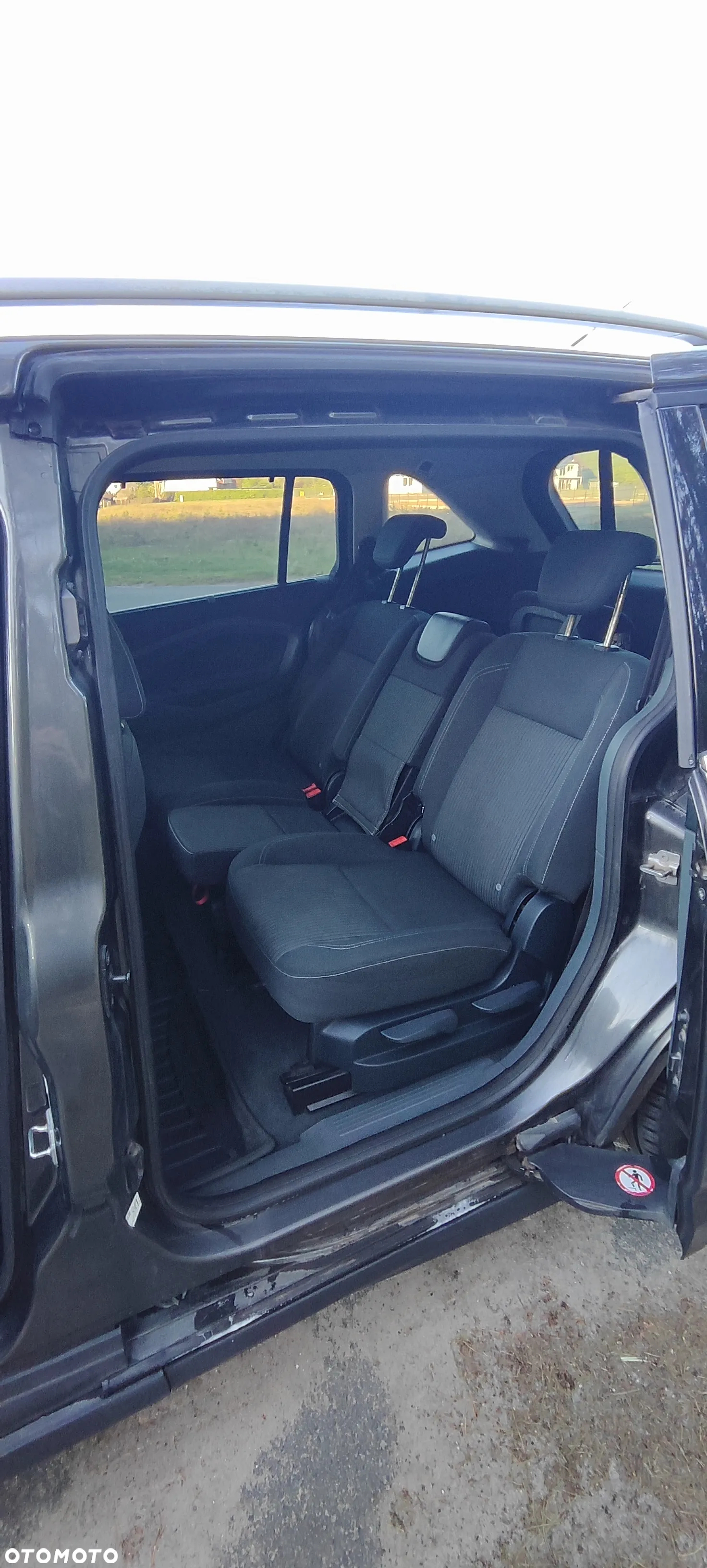 Ford Grand C-MAX 2.0 TDCi Titanium - 8