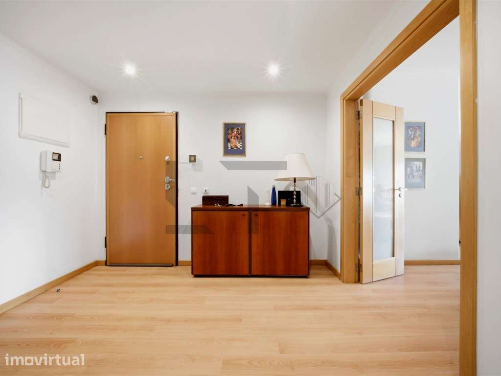 Fantástico Apartamento T2 com Terraço para Venda em Condomínio Priv... - Grande imagem: 3/19