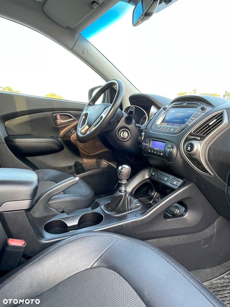 Hyundai ix35 2.0 CRDi 4WD Premium - 16