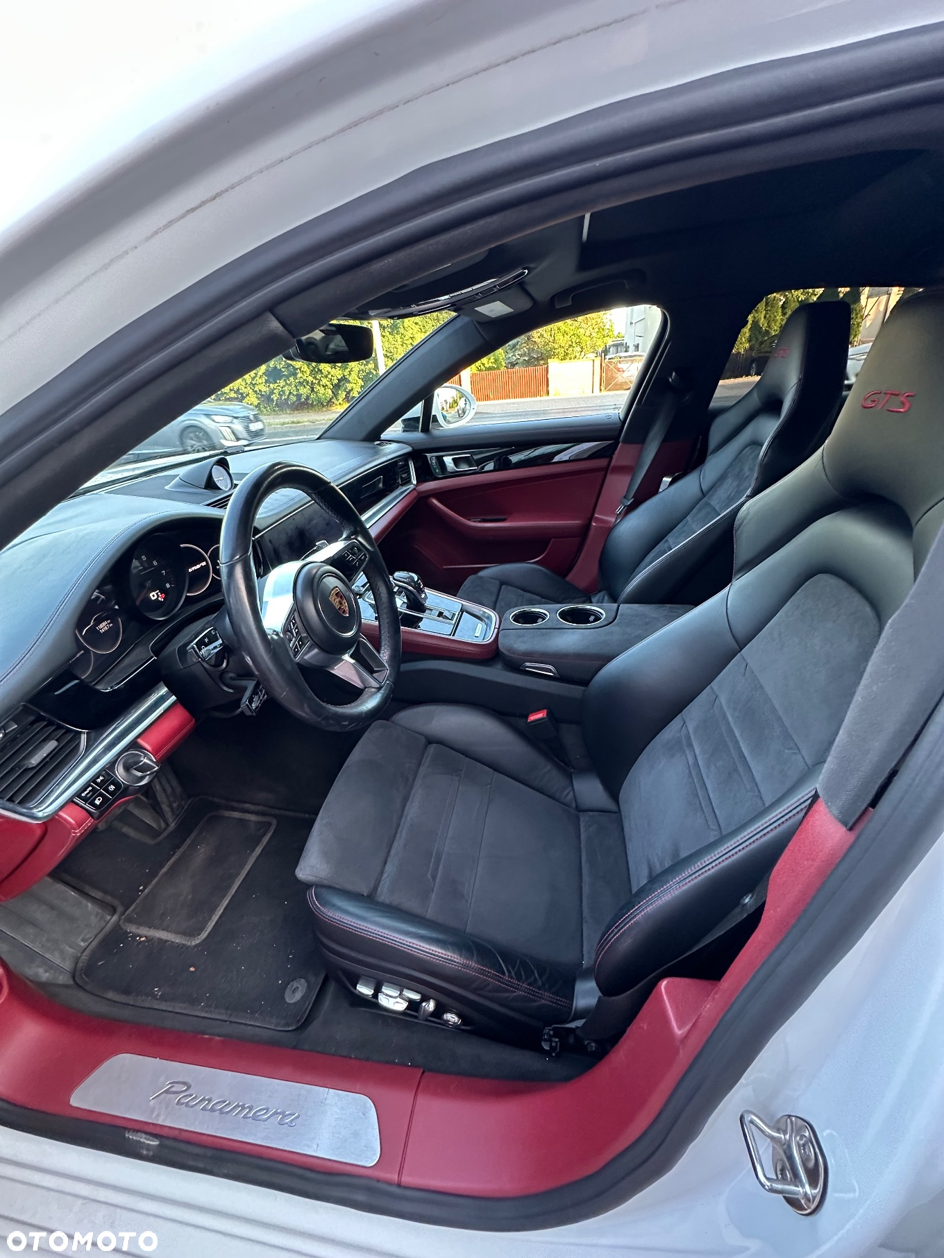 Porsche Panamera Standard - 25