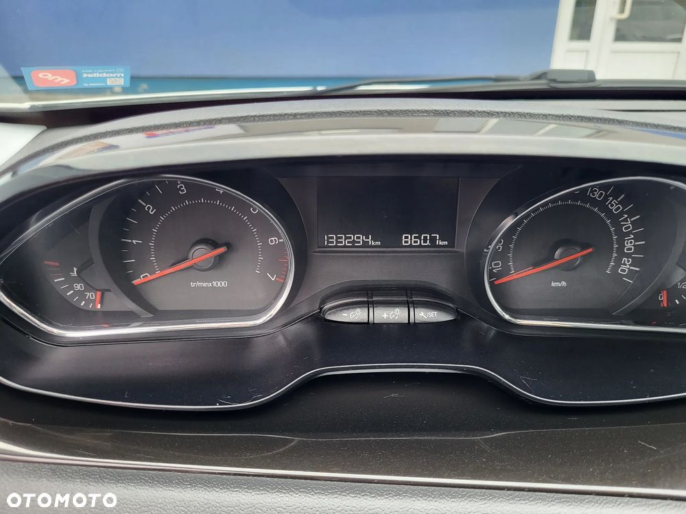 Peugeot 208 1.2 VTi Active - 9