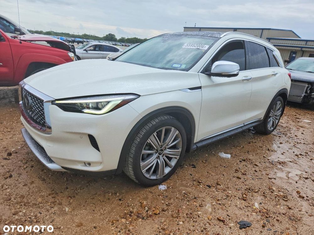 Infiniti Q50 - 3