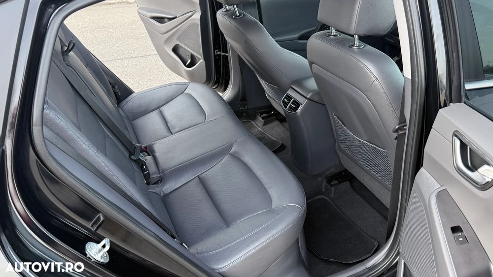 Hyundai IONIQ 1.6 GDI Premium - 15