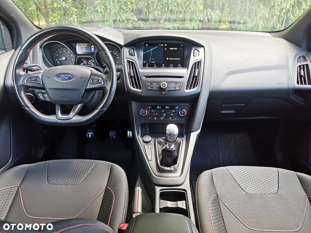 Ford Focus 1.5 EcoBoost STart-Stopp-System ST-LINE - 6