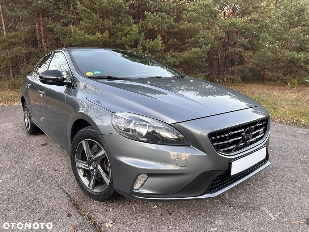 Volvo V40 D4 Drive-E R-Design Momentum - 6
