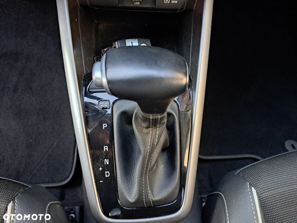 Kia Rio 1.0 T-GDI 120 Mild-Hybrid DCT7 GT Line - 13