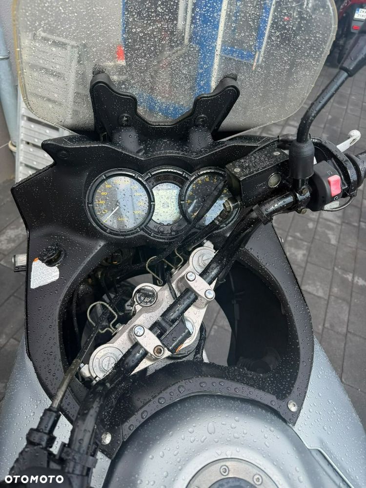 Suzuki DL - 4