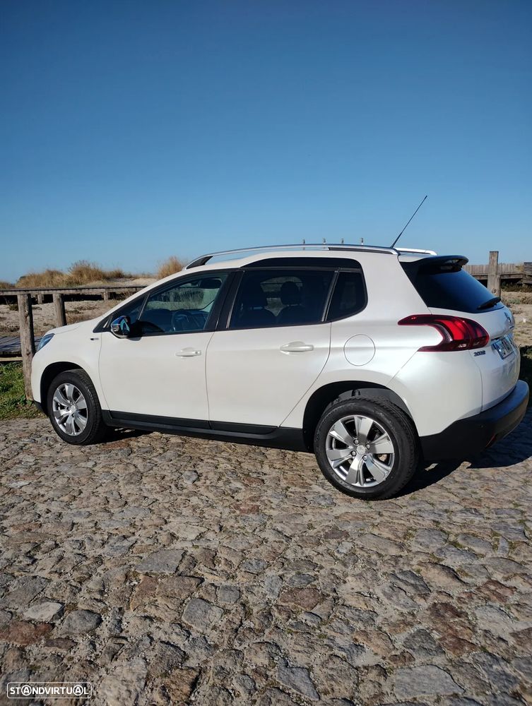 Peugeot 2008 1.6 BlueHDi Style - 2