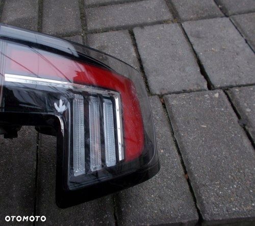 OPEL MOKKA B II 20- PRAWA TYLNA LAMPA LED ORYGINAŁ 9833721980 - 6