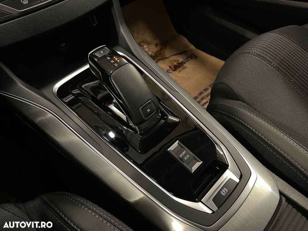 Peugeot 308 PureTech 130 GPF EAT8 Stop & Start Allure - 28