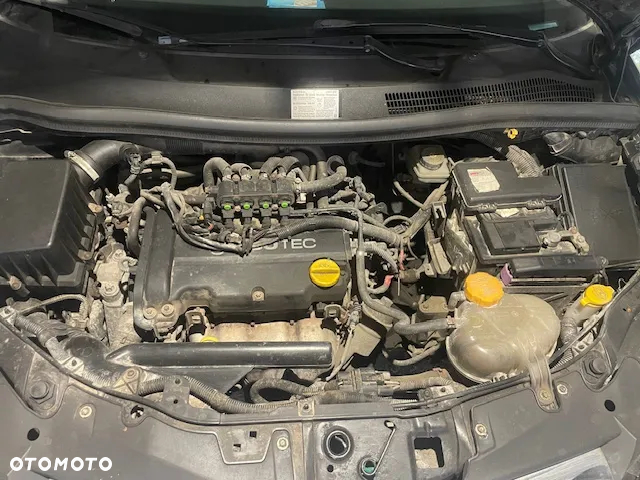 Opel Corsa 1.4 16V - 8