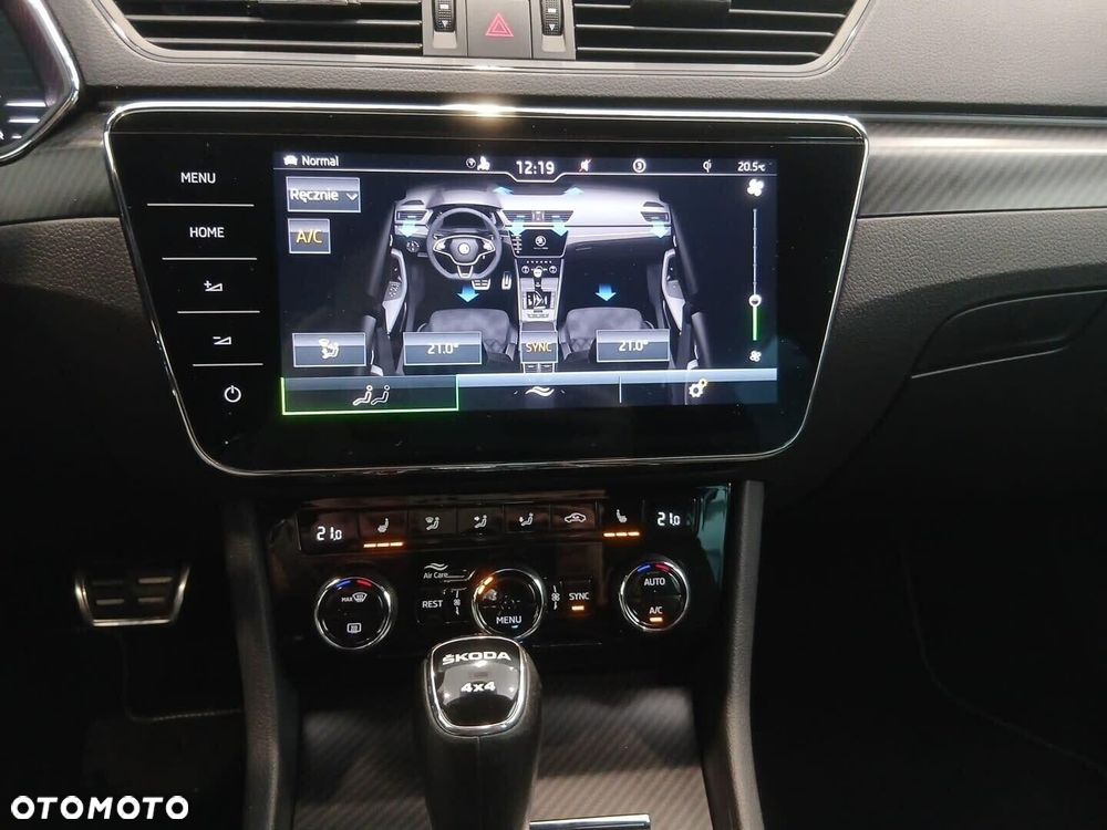 Skoda Superb 2.0 TDI SCR 4x4 Sportline DSG - 27