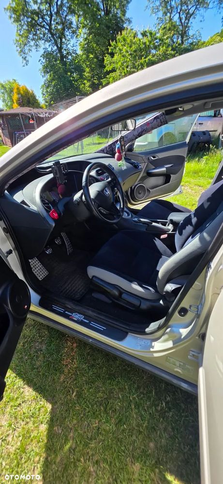 Honda Civic 1.8 Executive NAVI - 10