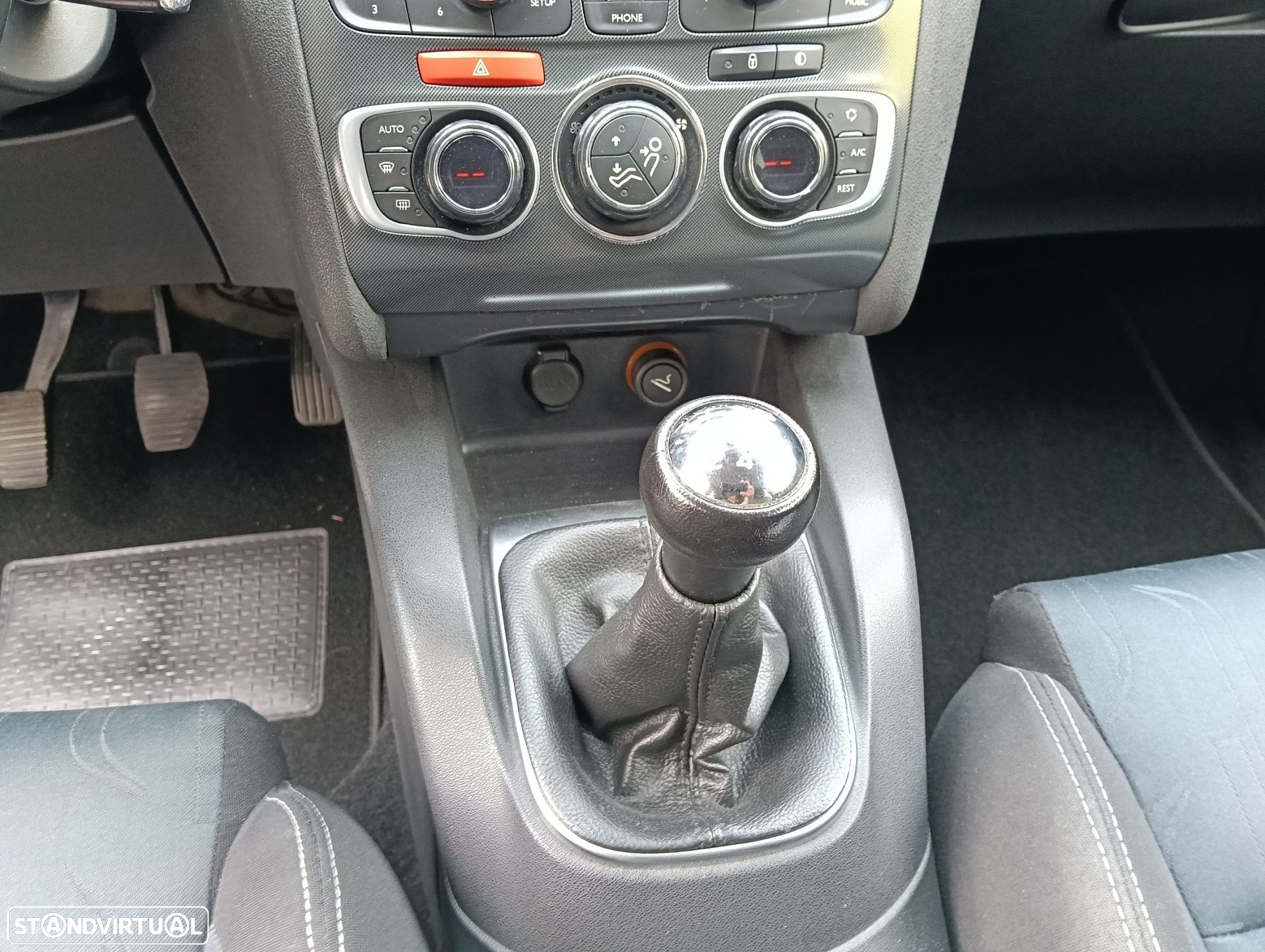 Citroën C4 1.6 HDi Business Airdream - 14