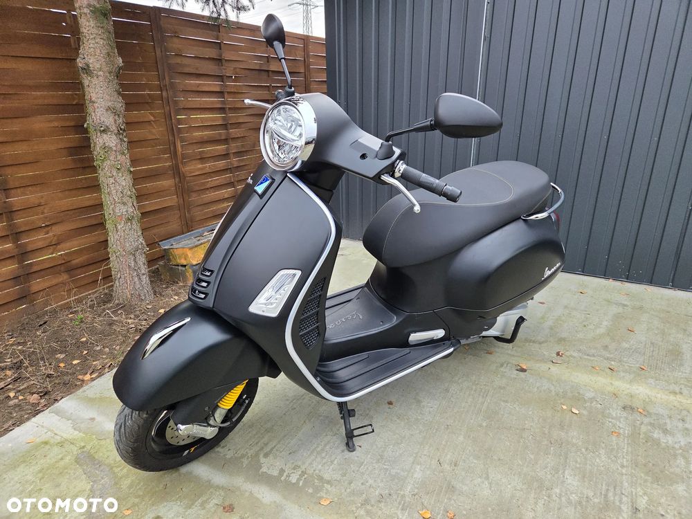 Vespa GTS - 1