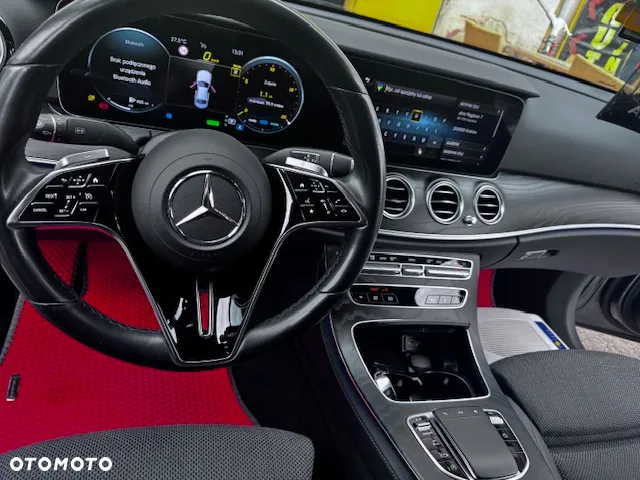 Mercedes-Benz Klasa E 220 d Exclusive - 4