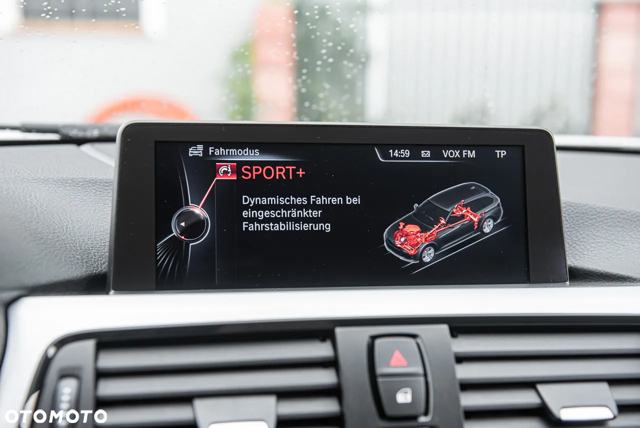 BMW Seria 3 320d Touring xDrive Sport Line - 21