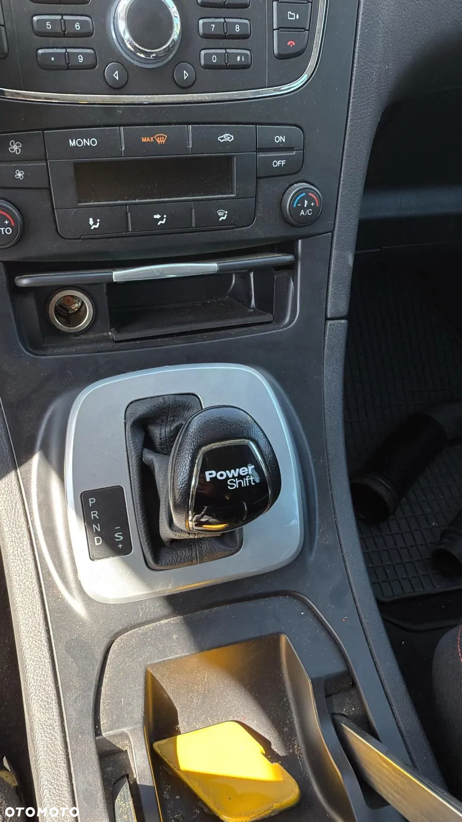 Ford S-Max - 22