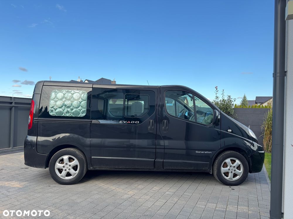 Renault Trafic 2013 photo 4