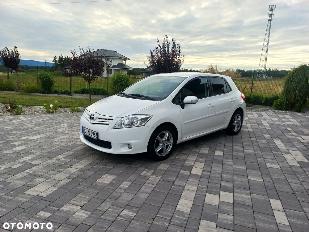 Toyota Auris 1.6 Edition - 12