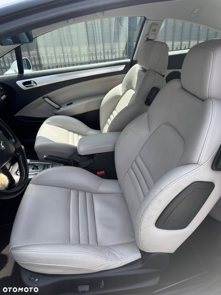Peugeot 407 2.7HDi V6 Sport - 17