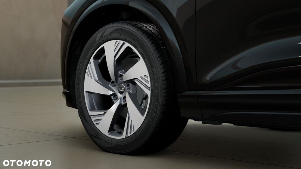 Audi Q6 e-tron - 6