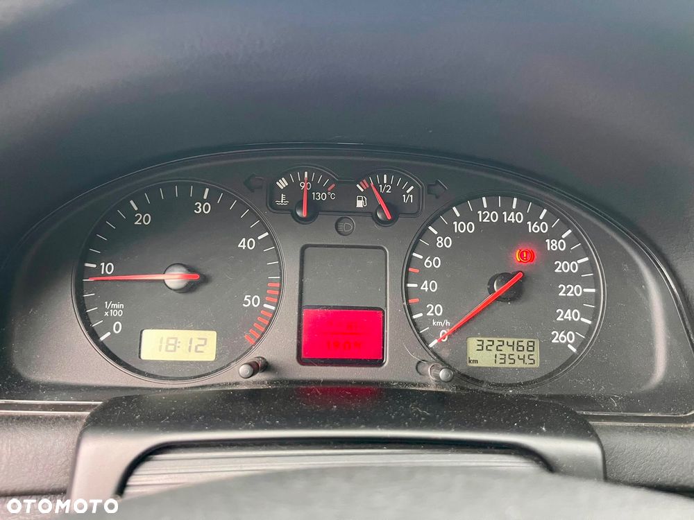 Volkswagen Passat - 22