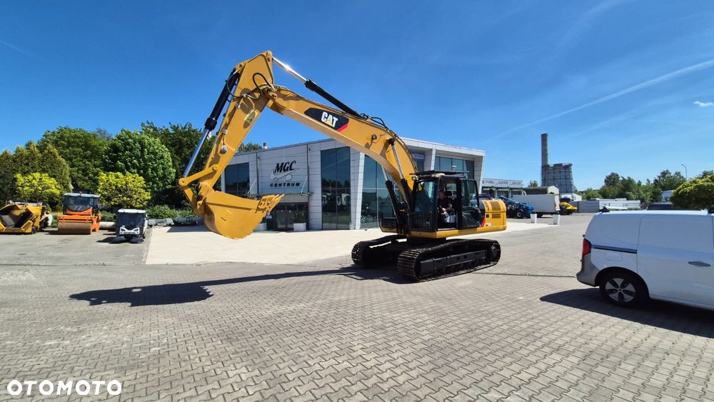 Caterpillar 330 D2L / KOPARKA GĄSIENICOWA / ODSWIEŻONA / 3 ŁYŻKI w ZESTAWIE + ZRYWAK / MOŻLIWOŚĆ TRANSPORTU EU / W PEŁNI SPRAWNA / KAMERY 360 / GPS - 3
