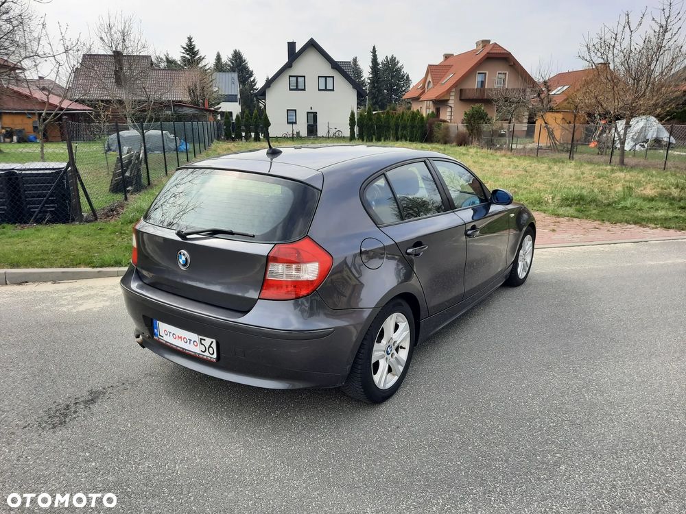 BMW Seria 1 - 12