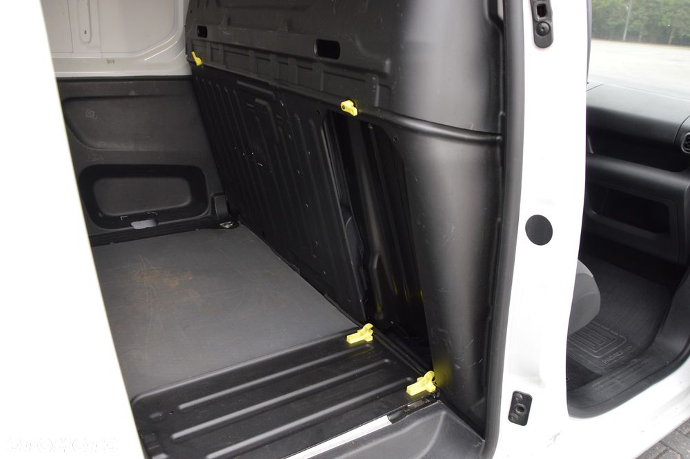 Toyota PROACE CITY LONG XL - 23